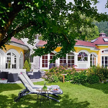 Am Stadtpark Apartment *