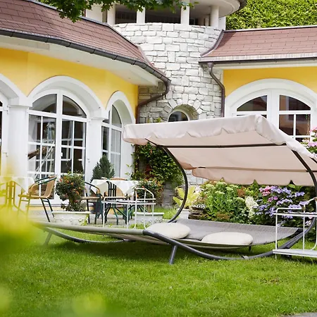 Апартаменти Am Stadtpark Zell Am Целль-ам-Зеє