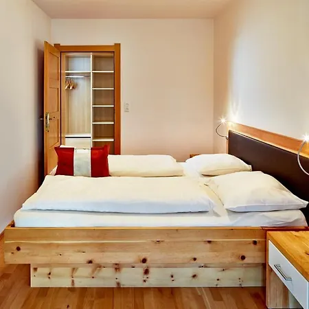 Am Stadtpark Zell Am 젤암제