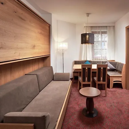 公寓 泽尔时见斯塔特帕克公寓