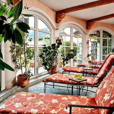 泽尔时见斯塔特帕克公寓 *